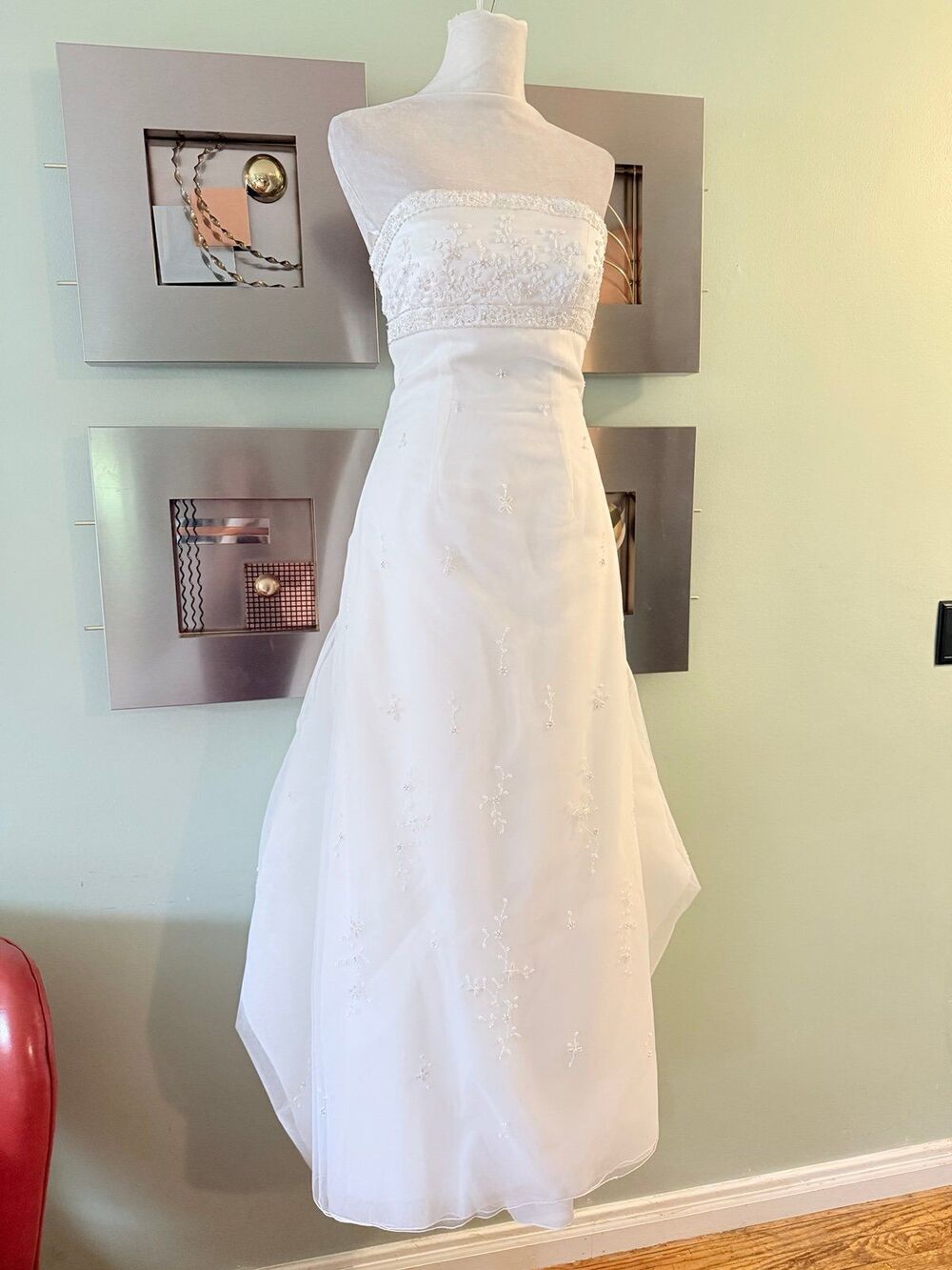 Pronovias Wedding Gown
